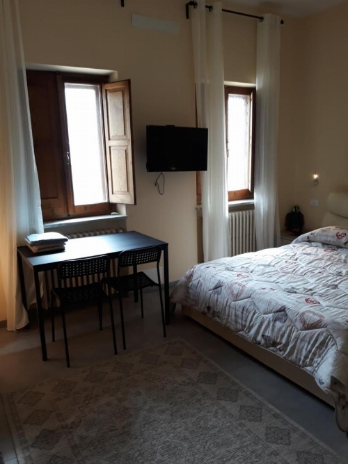 Villa immersa nel verde image 18