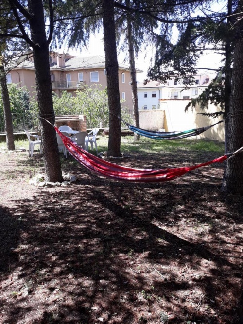 Villa immersa nel verde image 22