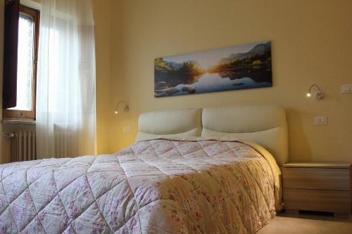 Villa immersa nel verde image 26