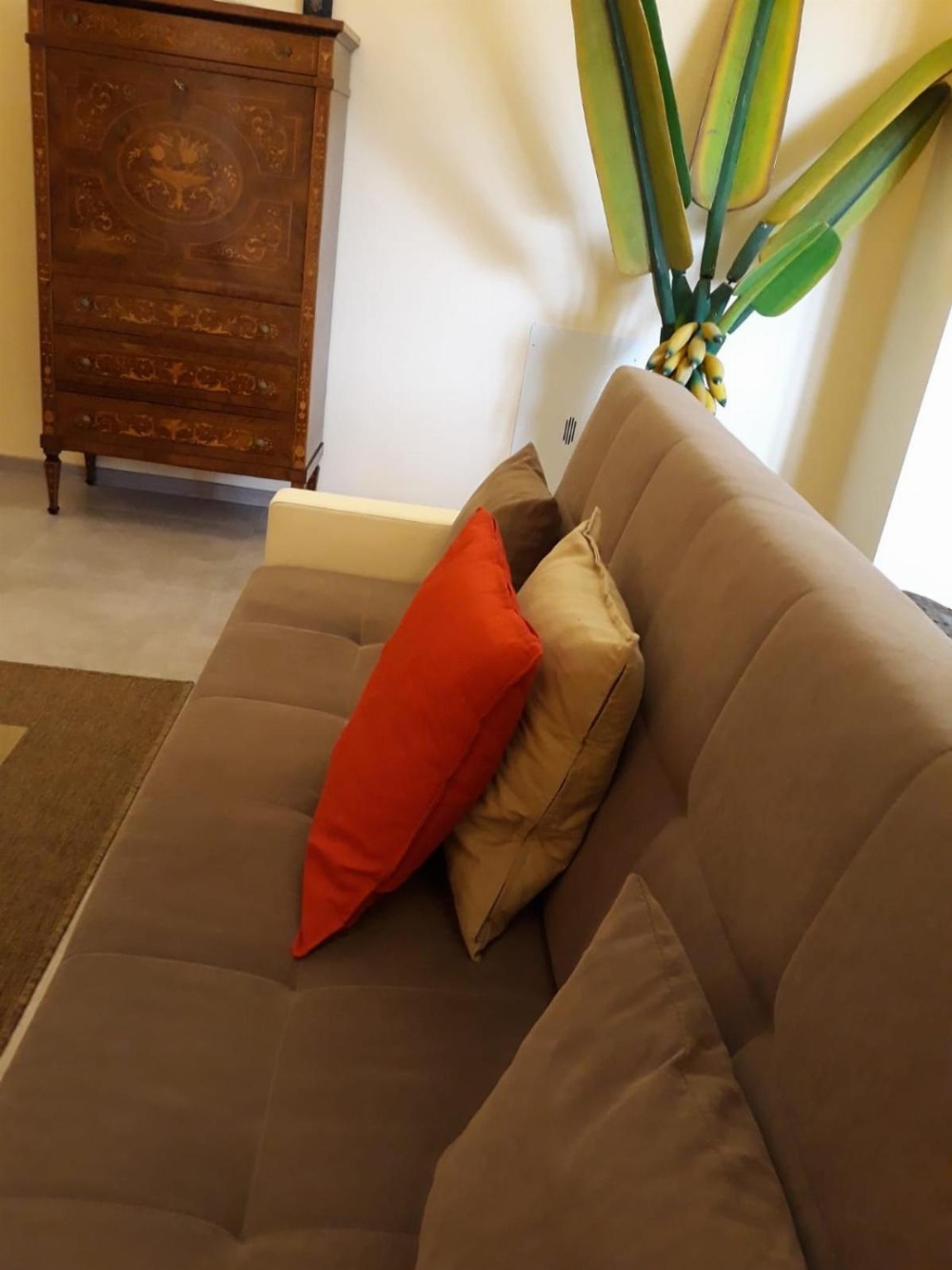 Villa immersa nel verde Main image